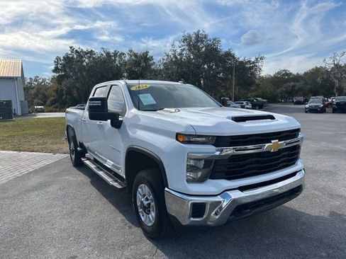 Used 2024 Chevrolet Silverado 2500 LT image 43