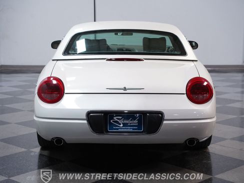 Used 2005 Ford Thunderbird 50th Anniversary RWD image 10