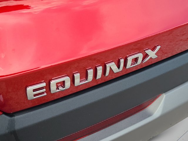 New 2027 Chevrolet Equinox LT w/ Convenience Package II FWD image 9