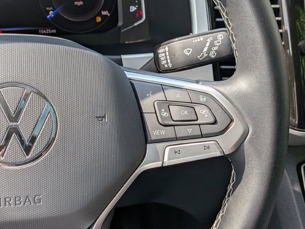 Used 2022 Volkswagen Atlas SEL AWD/4WD image 17
