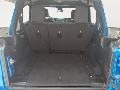 Used 2024 Jeep Wrangler Rubicon image 29