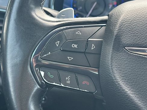 Used 2015 Chrysler 200 S FWD image 23
