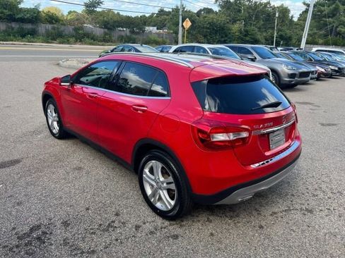 Used 2017 Mercedes-Benz GLA 250 4MATIC image 3