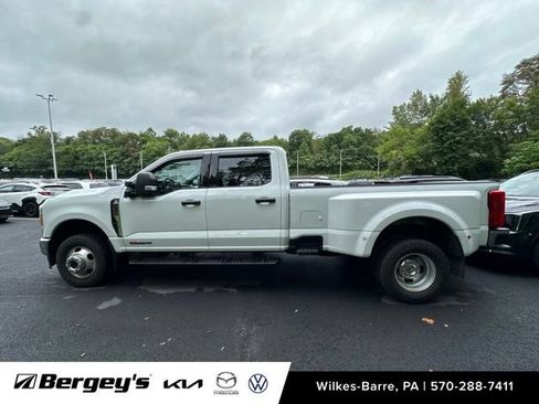 Used 2023 Ford F350 XLT AWD/4WD image 10