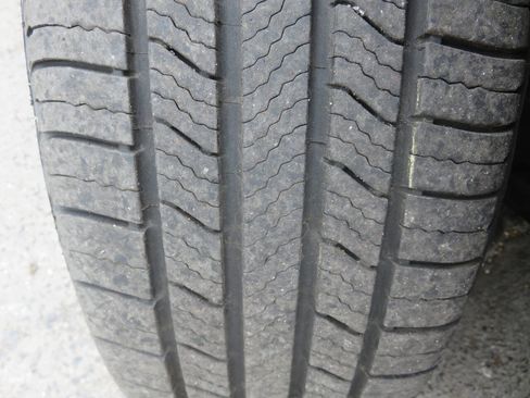 Used 2018 Chrysler Pacifica Limited w/ Advanced Safetytec Group FWD image 37