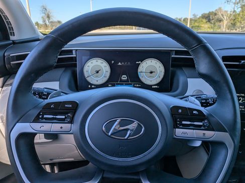 Used 2023 Hyundai Tucson Limited image 30