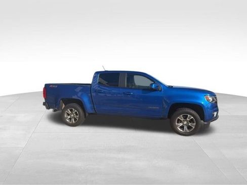 Used 2018 Chevrolet Colorado Z71 image 2