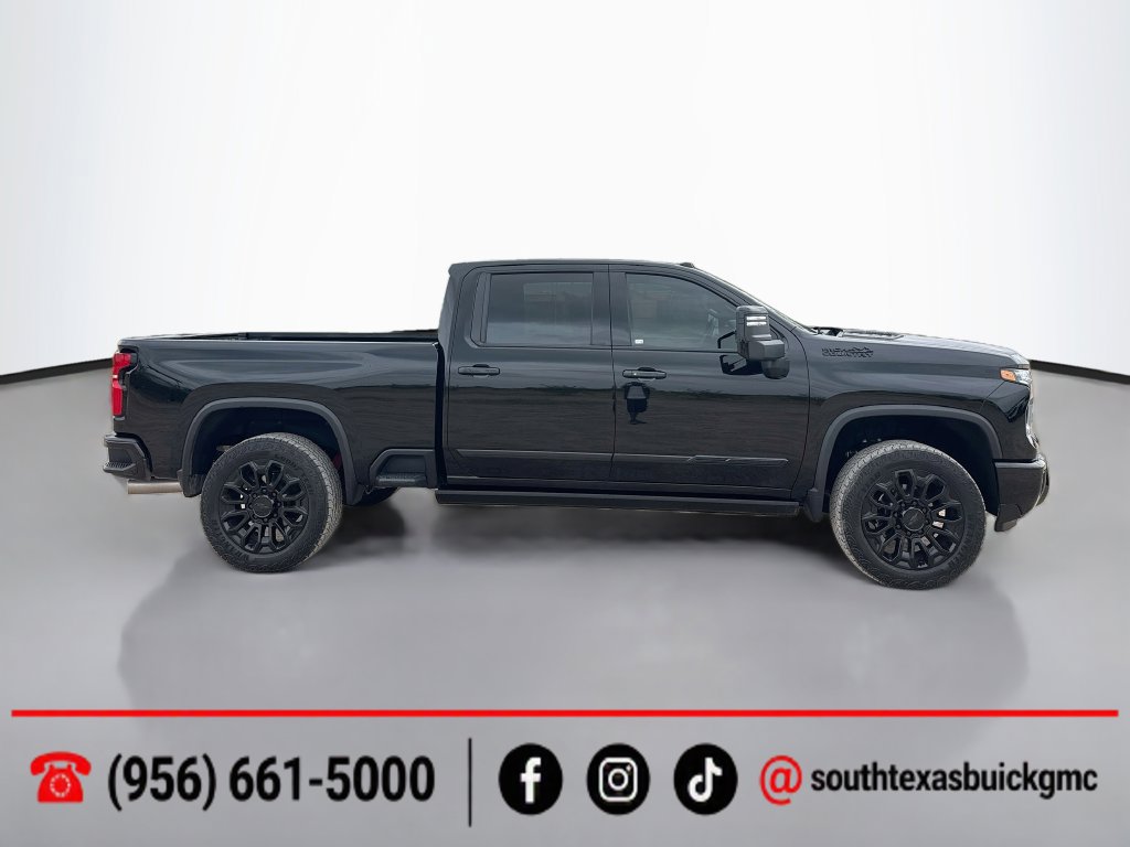 Used 2026 Chevrolet Silverado 2500 High Country w/ Midnight Edition AWD/4WD image 9