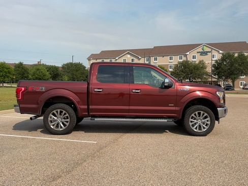 Used 2017 Ford F150 Lariat image 4