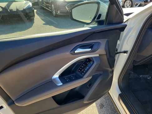 Certified 2025 Audi Q5 2.0T Premium w/ Convenience Package image 18