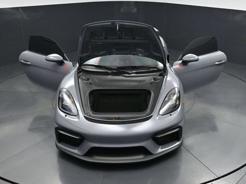 Used 2023 Porsche 718 Cayman GT4 RWD image 30