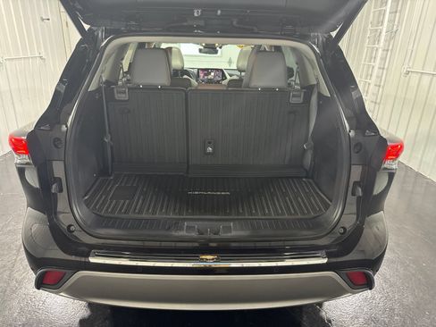 Used 2020 Toyota Highlander Platinum AWD/4WD image 43