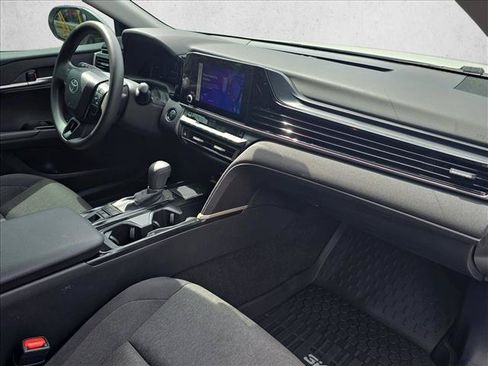 Used 2025 Toyota Camry LE FWD image 24