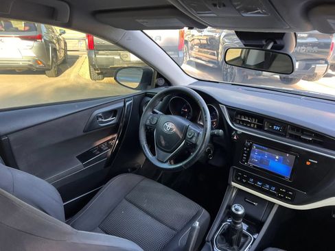 Used 2017 Toyota Corolla iM w/ Carpet Mat Package FWD image 22