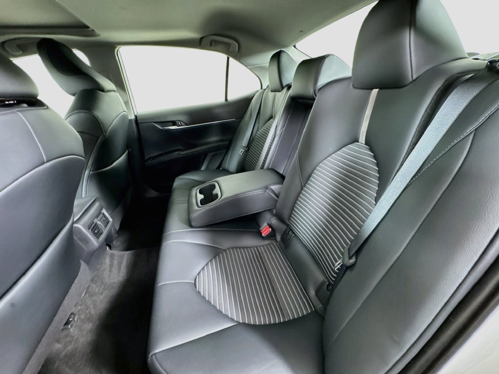 Used 2020 Toyota Camry SE w/ Audio Package FWD image 26
