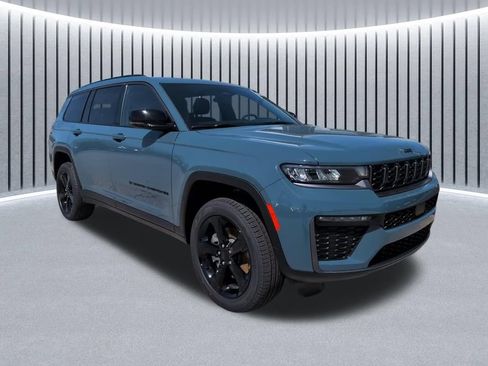 New 2026 Jeep Grand Cherokee L Limited w/ Limited Altitude Package AWD/4WD image 2
