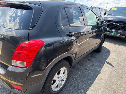 Certified 2020 Chevrolet Trax LS w/ Tint and Cruise Package AWD/4WD image 3