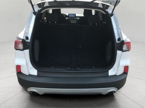 Used 2022 Ford Escape SE w/ Cold Weather Package AWD/4WD image 12