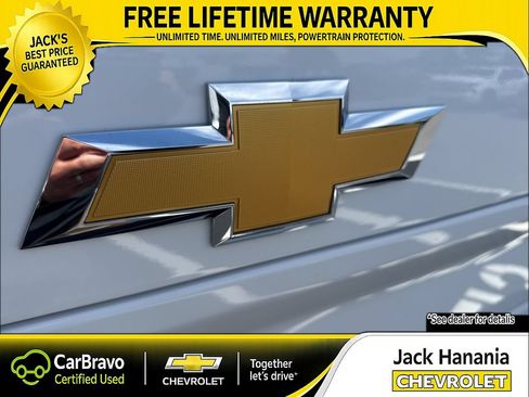 Used 2024 Chevrolet Silverado 2500 LT AWD/4WD image 9