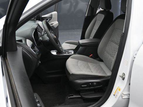 Used 2019 Chevrolet Equinox LT FWD image 23