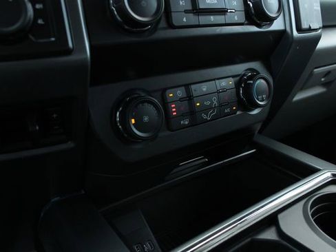 Used 2022 Ford F350 XLT w/ XLT Premium Package AWD/4WD image 15