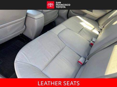 Used 2012 Honda Civic Hybrid Sedan image 15