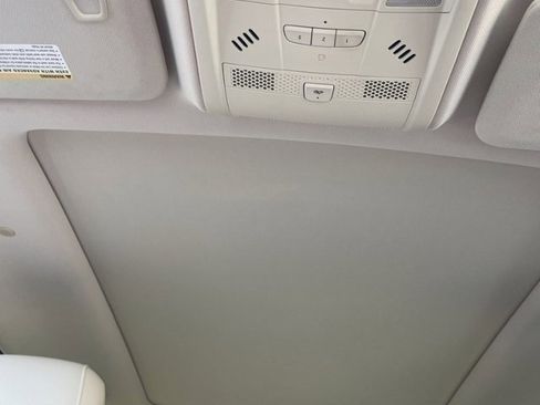 Used 2020 Cadillac XT5 Premium Luxury w/ LPO, Floor Liner Package image 18