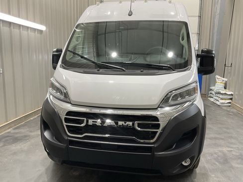 Used 2024 RAM ProMaster 2500 w/ Quick Order Package 22G SLT image 2