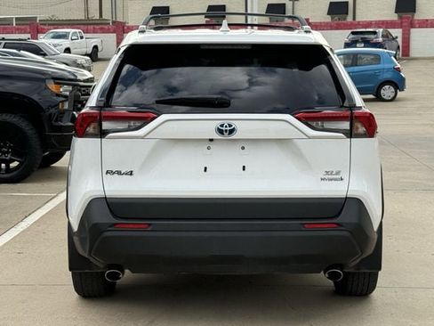 Used 2024 Toyota RAV4 XLE w/ Convenience Package AWD/4WD image 5