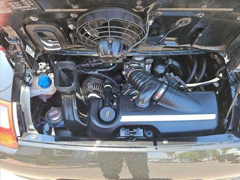 Used 2007 Porsche 911 Carrera RWD image 21