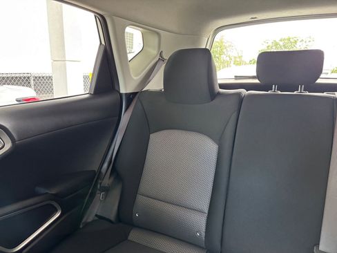 Used 2025 Kia Soul LX w/ LX Technology Package FWD image 39