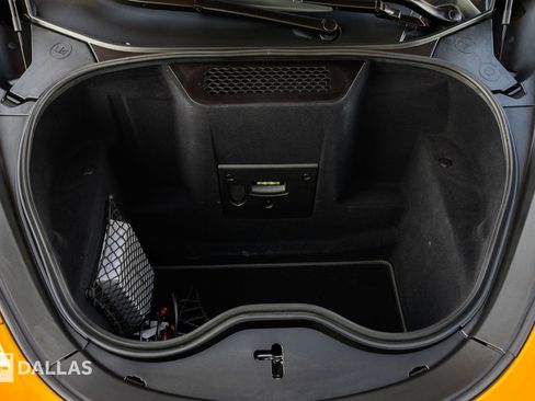 Used 2023 McLaren GT image 29