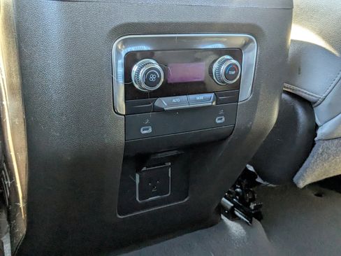 Used 2023 GMC Yukon SLT w/ Max Trailering Package image 16