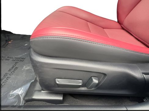 Used 2025 Lexus IS 300 w/ Comfort Package RWD image 21