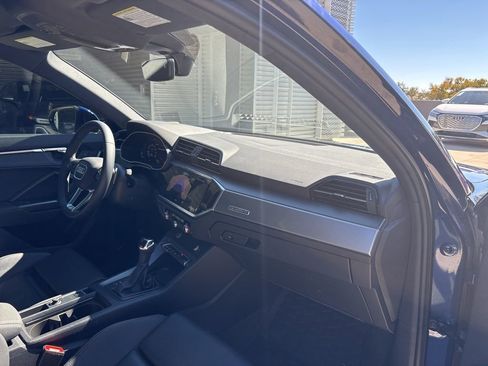 Certified 2025 Audi Q3 2.0T Premium w/ Convenience Package image 15