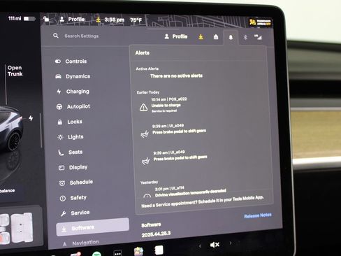 Used 2022 Tesla Model Y Performance image 18