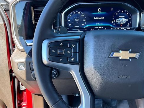 Used 2024 Chevrolet Silverado 1500 LT w/ Z71 Off-Road Package AWD/4WD image 24