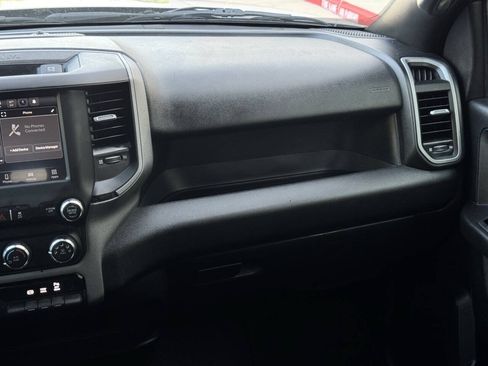 Used 2024 RAM 2500 Tradesman w/ Chrome Appearance Group AWD/4WD image 22