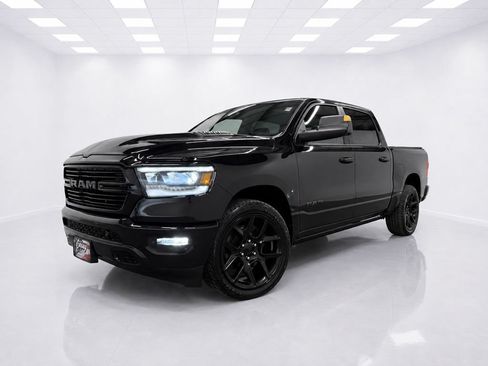Used 2023 RAM 1500 Laramie AWD/4WD image 9