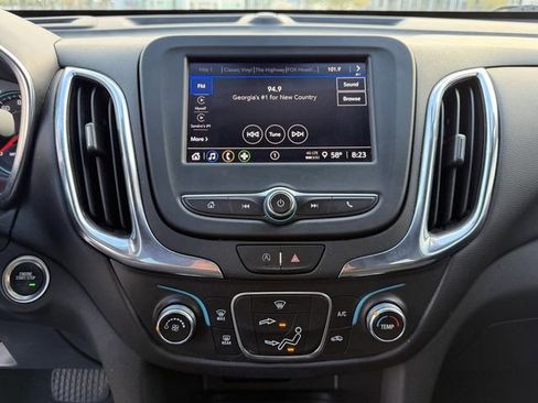 Used 2022 Chevrolet Equinox LT image 18