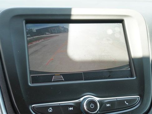 Used 2023 Chevrolet Equinox LT image 24