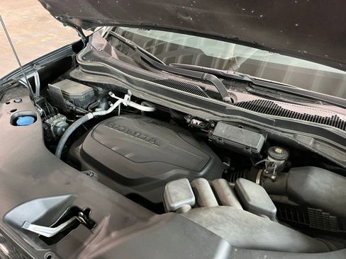 Used 2024 Honda Passport TrailSport image 16
