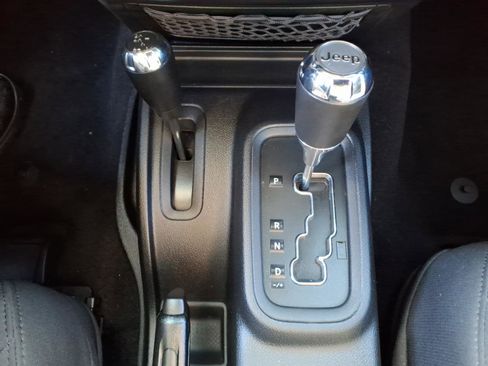 Certified 2016 Jeep Wrangler Sport w/ Quick Order Package 24S image 18