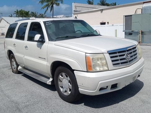 Used 2006 Cadillac Escalade 2WD image 2