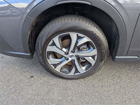 Used 2022 Subaru Outback Limited image 26