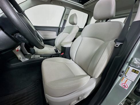 Used 2015 Subaru Forester 2.5i Premium AWD/4WD image 20