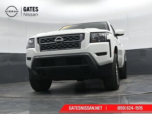 Used 2024 Nissan Frontier SV AWD/4WD image 36