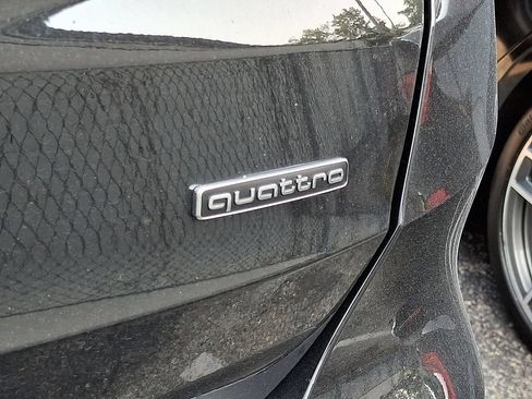 Certified 2025 Audi Q3 2.0T Premium w/ Convenience Package AWD/4WD image 7