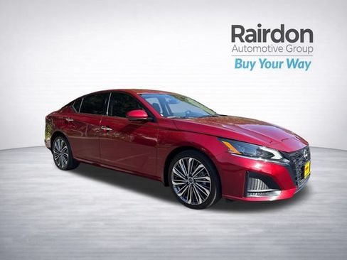 Used 2023 Nissan Altima 2.5 SL AWD/4WD image 1