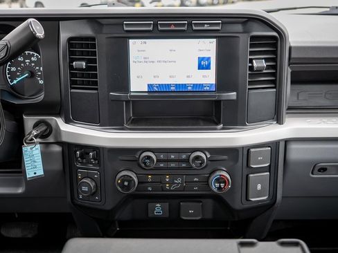 Used 2023 Ford F250 XL w/ Snow Plow Prep Package image 21